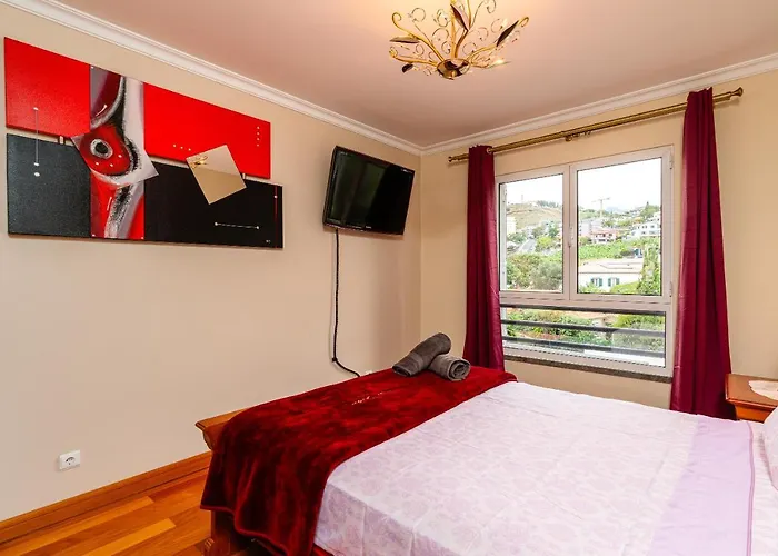 Katerina's Place - * פונשל